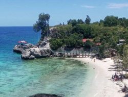 Pantai Dato Dipadati Pengunjung