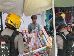 Polisi Awasi Peredaran Petasan di Mamuju