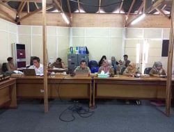 Rapat Monitoring dan Evaluasi Pelaksanaan Program Kegiatan APBD TA. 2024 di Komisi IV DPRD Provinsi Sulbar