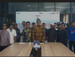 Puluhan Unit Mesin Katinting Diserahkan DKP Sulbar ke Nelayan