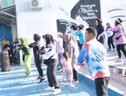 Car Free Day Kembali, PJs Bupati Majene Berbaur dengan Warga. Ada Vocher Gratis