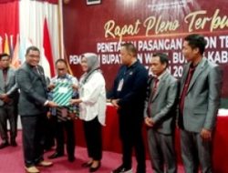 KPU Majene Resmi Tetapkan AST-Rita Sebagai Bupati Majene Periode 2025-2030