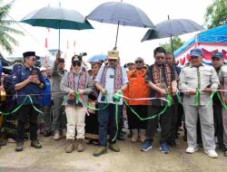 Gubernur Suhardi Duka bersama Bupati Sutinah Resmikan Jembatan Kabe di Tommo, Hasil Kolaborasi Pemerintah dan Swasta