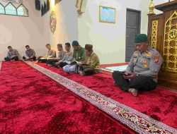 Tingkatkan Iman dan Taqwa di Bulan Suci Ramadhan, Waka Polres Majene Gelar Tadarusan Bersama Personel dan Jamaah Masjid Nurul Ikhlas
