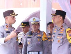 Kapolres Majene Dampingi Kapolda Sulbar Kontrol Pos Pengamanan Operasi Ketupat Marano 2025