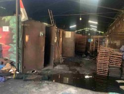 Kebakaran di Pabrik Briket HSA Cabang Sulbar, Dipicu Karena Open Briket Overheat