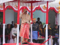 Peringatan Hardiknas 2025 di Sulbar, Gubernur Suhardi Tegaskan Larangan Penyegelan Sekolah dan Pungli