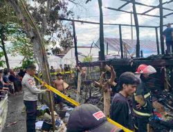 Kebakaran Menghanguskan 1 Unit Rumah di Desa Batulaya