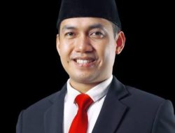 Mantan Wabup Majene Sampaikan Selamat Atas Promosi Doktor Bupati AST