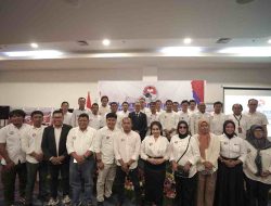 Lantik Pengurus IJS, Gubernur SDK : Sajikan Informasi Sesuai dengan Fakta-fakta