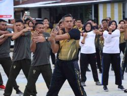 Sambut Hari Bhayangkara ke 79, Polres Majene Gelar Senam Bersama Perkuat Sinergitas Antar Instansi