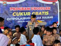 Polairud Polda Sulbar Hadirkan Perpustakaan Terapung dan Layanan Sosial Gratis di Mamuju