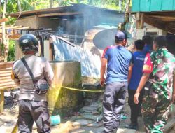 Ditinggal Bekerja, Rumah Tukang Kayu di Baruga Dhua Terbakar — Warga dan Polisi Bahu-Membahu Padamkan Api