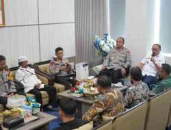 Gubernur Suhardi Duka Fasilitasi Mediasi, Konflik Warga Kuridi dan Kasambang Menuju Damai