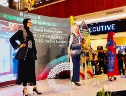 Pariwisata Sulbar Angkat Tenun Tradisional di Fashion Show FESyar KTI Kalbar