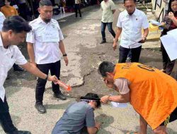 Tragedi Berdarah di Kalukku: Baharuddin Peragakan 7 Adegan Sadis Tebas Adik Kandung hingga Tewas