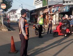 Jaga Kelancaran Upacara Peringatan HUT ke-81 RI, Disperkimtanhub Sulbar Kerahkan Personel Lalu Lintas dan Angkutan Jalan