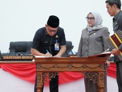 TAPD Sulbar Dampingi Sekda Hadiri Rapat Paripurna Persetujuan Bersama Perubahan APBD 2026