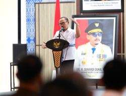 Dialog IRET di Sulbar, Suhardi Duka Soroti Kesenjangan dan Ketahanan Generasi Muda