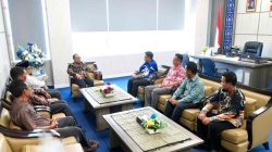 Karo Pemkesra Dampingi Gubernur Sulbar Terima FKUB
