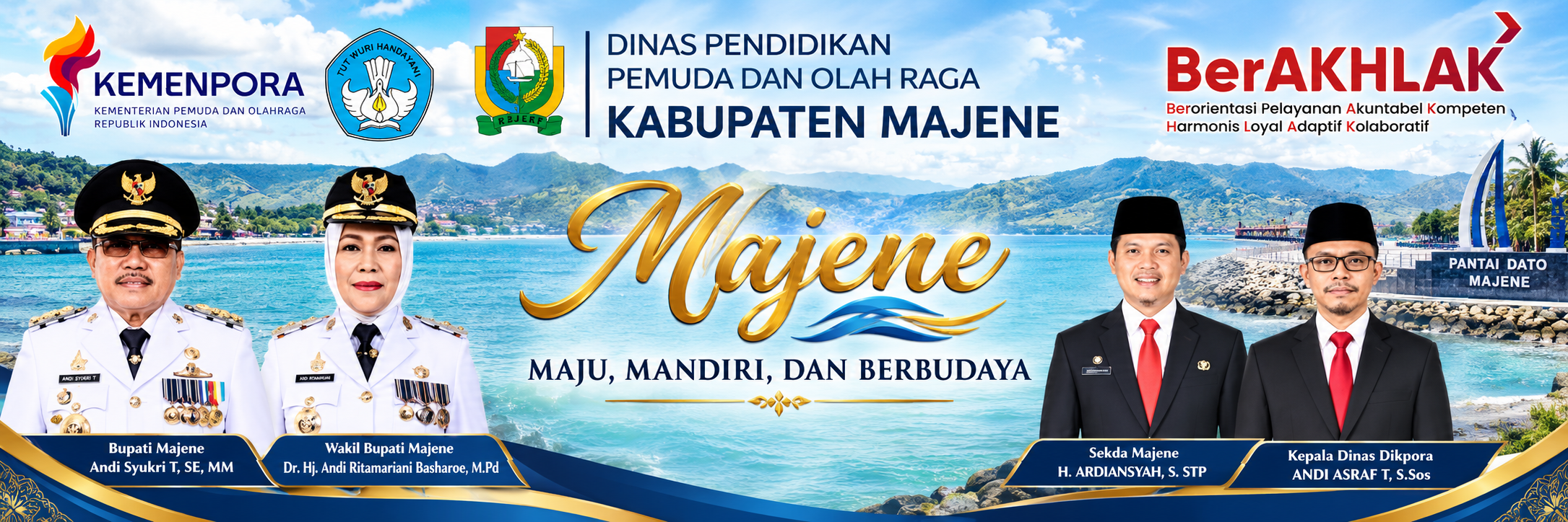 Spanduk Resmi Majene di Pantai Dato